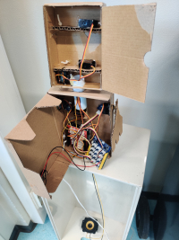 CARDBOARD ROBOT